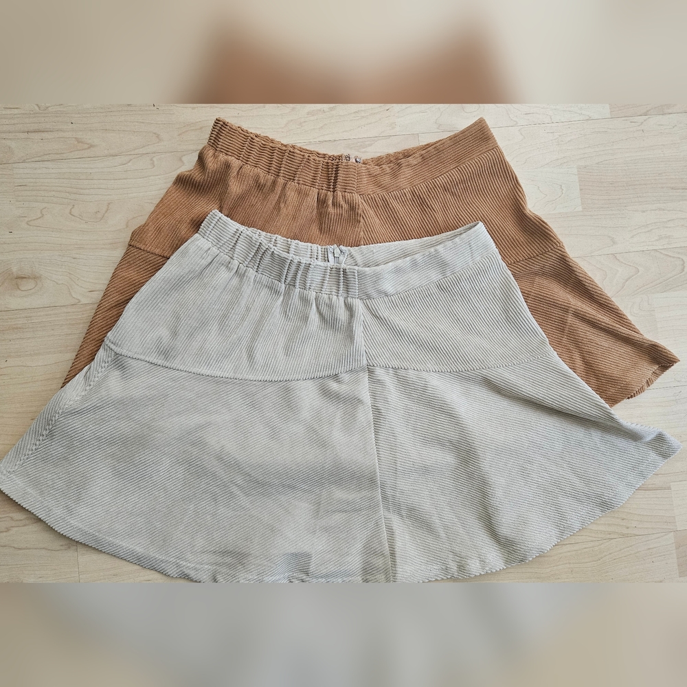 (2) Wishlist Apparel Corduroy Flare Skirts LARGE